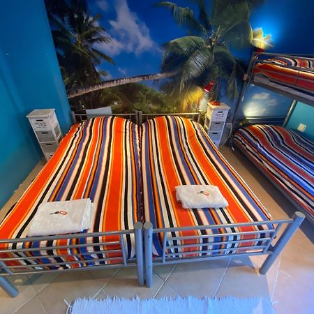 Amazigh Guincho Hostel & Suites カスカイス エクステリア 写真