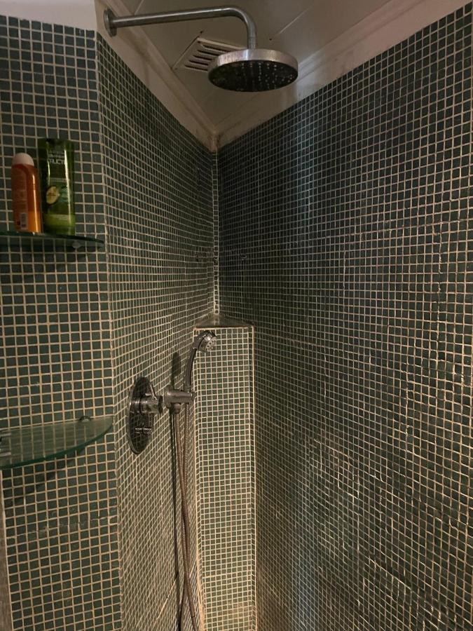 Amazigh Guincho Hostel & Suites カスカイス エクステリア 写真